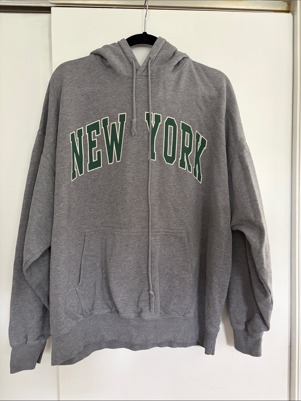 Brandy Melville Oversized New York Hoodie